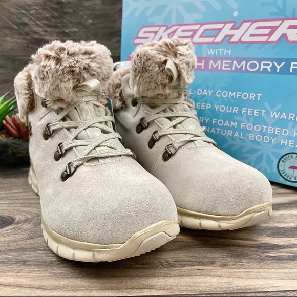 NIB Skechers Cold Catcher Faux Fur Cuff Snow Boot - Picture 9 of 13